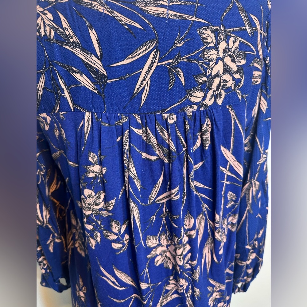 Sz M Anthropologie embroidered floral boho ballon sleeve v neck blouse top blue - Picture 4 of 7